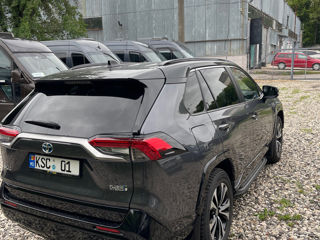 Toyota Rav 4 фото 1