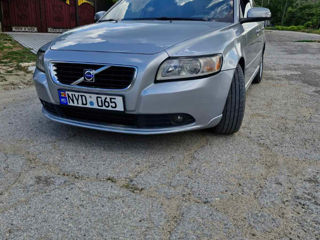 Volvo S40 foto 1