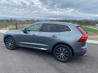 Volvo XC60 foto 2