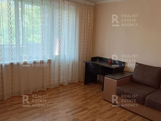 Apartament cu 2 camere, 55 m², Botanica, Chișinău foto 2