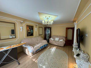 Apartament cu 3 camere, 80 m², BAM, Bălți foto 1