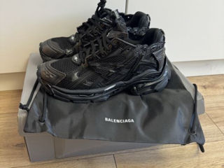 Balenciaga Runner