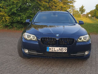 BMW 5 Series foto 3