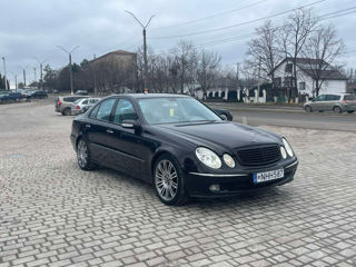 Mercedes E-Class foto 10