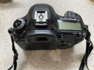 Canon Mark 3 5D Canon + объектив EF 24-70mm f/2.8 L USM foto 3