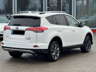 Toyota Rav 4 foto 4