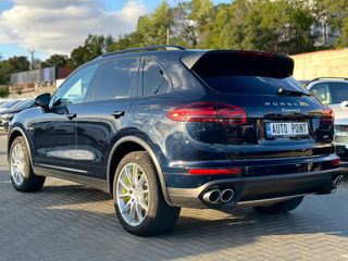 Porsche Cayenne foto 4