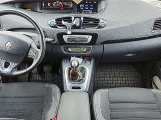 Renault Grand Scenic foto 7