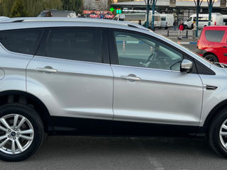 Ford Kuga foto 9