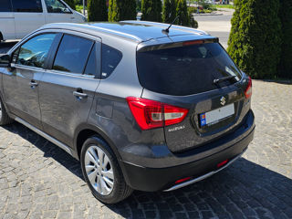 Suzuki S-Cross foto 19