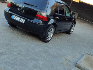 Volkswagen Golf foto 4