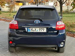 Toyota Auris foto 4