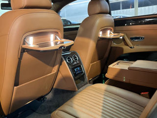 Bentley Continental Flying Spur foto 12