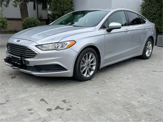 Ford Fusion foto 2