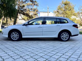 Renault Laguna foto 2