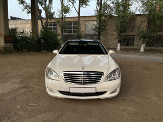 Mercedes S-Class foto 2