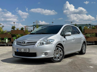 Toyota Auris - Rent a car/ chirie auto/ прокат авто foto 1