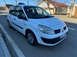 Renault Scenic foto 8