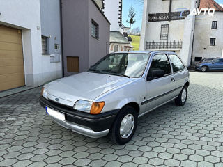 Ford Fiesta 1995 foto 3