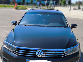 Volkswagen Passat foto 1