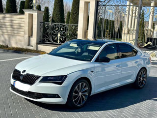 Skoda Superb foto 2