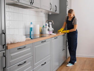 Servicii de curățenie de înaltă calitate pentru locuința dvs. Rezervați!