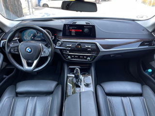 BMW 5 Series foto 7