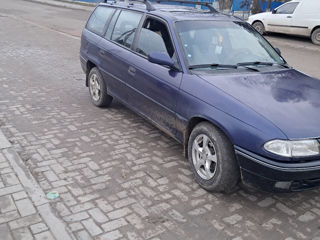 Opel Astra foto 2