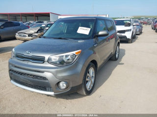 KIA Soul foto 2