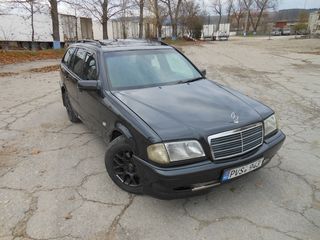 Mercedes C Class foto 1