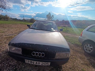 Audi 80 foto 2