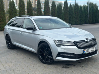 Skoda Superb foto 2