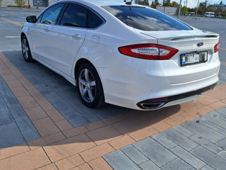 Ford Fusion foto 4