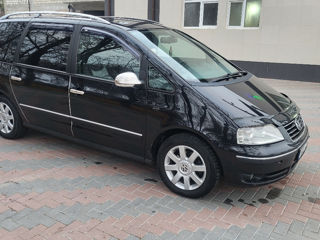 Volkswagen Sharan foto 2