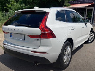 Volvo XC60 foto 2