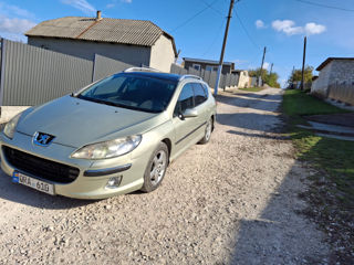 Peugeot 407 foto 6