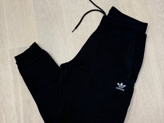 Pantaloni Adidas , mărime M foto 2