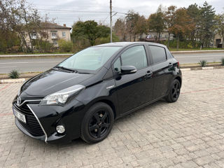 Toyota Yaris foto 2