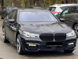 BMW 7 Series foto 4