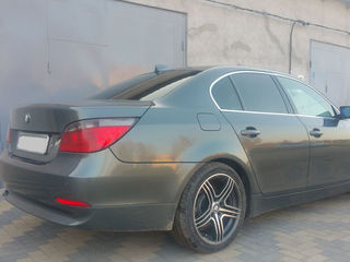 BMW 5 Series foto 5