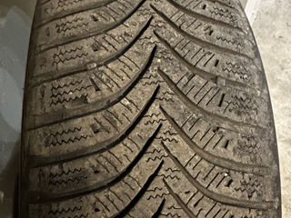 Hankook 195/65 R15 iarna