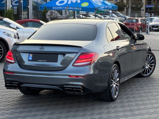 Mercedes E-Class foto 5