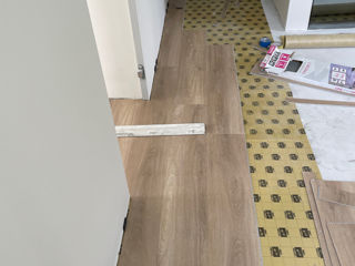 Montare Vinil SPC, PVC, LVT - Montarea Laminatului foto 2