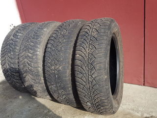 185/65 R15 - GoodYear UltraGrip foto 1