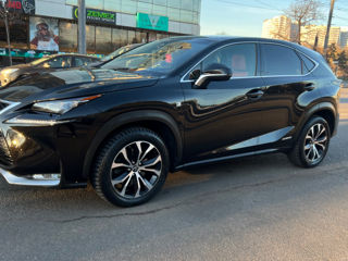 Lexus NX Series foto 2