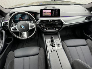 BMW 5 Series foto 9