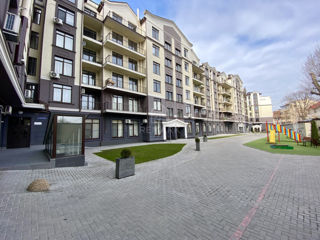 Apartament cu 4 camere, 130 m², Centru, Chișinău foto 2