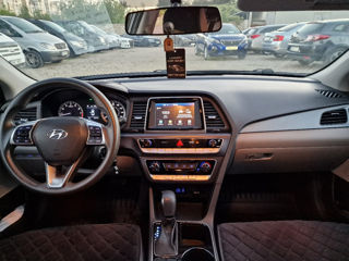 Hyundai Sonata foto 10