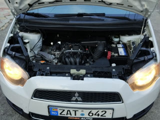 Mitsubishi Colt foto 6