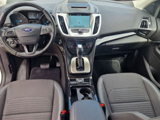 Ford Kuga foto 12